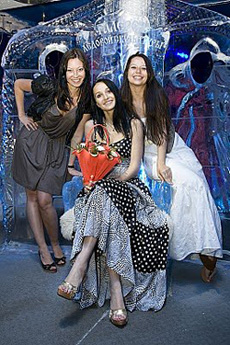 8 марта женщинам скидка на билеты в Галерею ледовой скульптуры