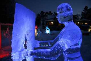 Фестиваль ледяных скульптур Art Meets Ice 2013