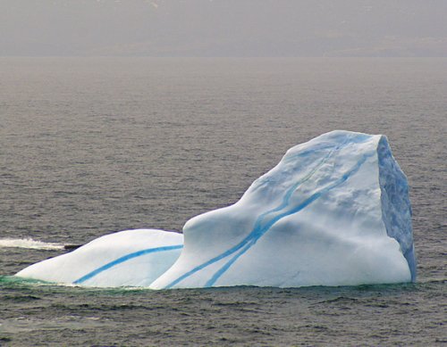Полосатые Айсберги  в Антарктиде