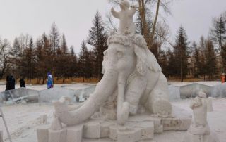 На острове Татышев были созданы удивительные ледяные скульптуры
